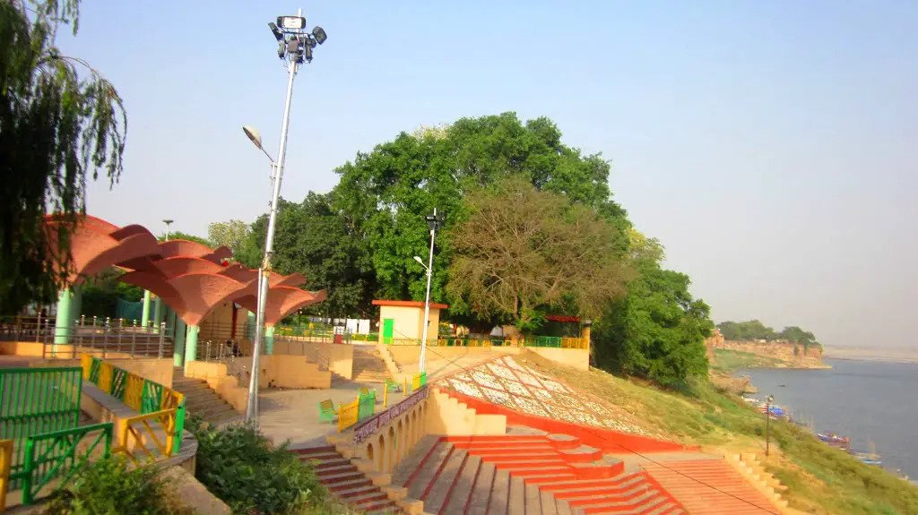 Saraswati Ghat